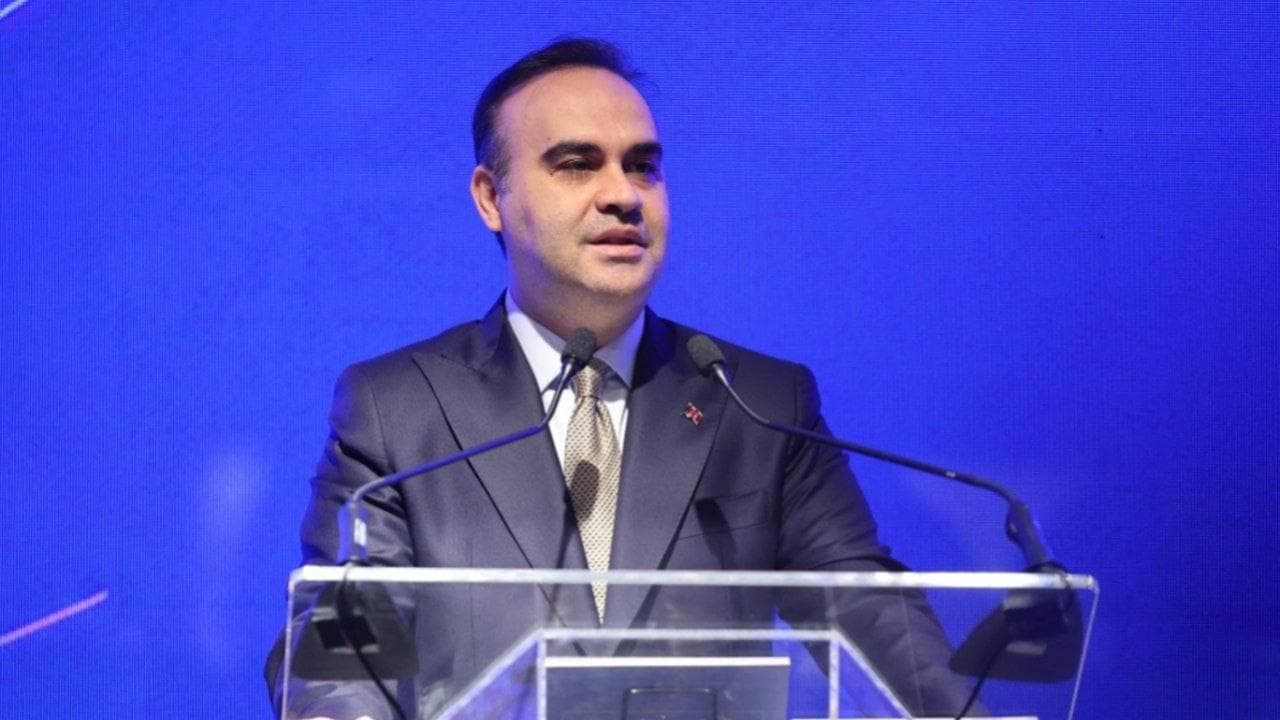Bakan Kacır: Türk bilim insanları kutup bölgelerinde 16 sefer gerçekleştirdi