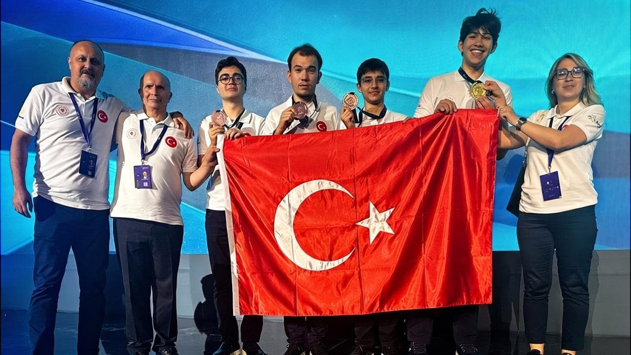 Türkiye Uluslararası Nükleer Bilim Olimpiyatı'ndan 4 Madalya ile Döndü